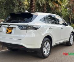 Toyota Harrier - 2
