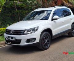 Volkswagen Tiguan - 8