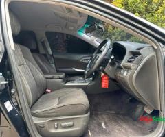 Toyota Crown Athlete - 5