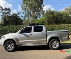 TOYOTA HILUX VIGO - 5