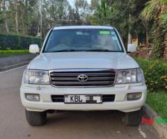 Toyota Landcruiser LC100 series 2003 model