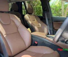 Volvo XC90 - 2