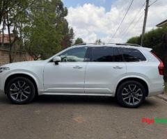 Volvo XC90 - 6