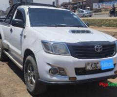 Toyota Hilux – 2014 | 2WD | 2500cc Diesel | Strong & Reliable - 4
