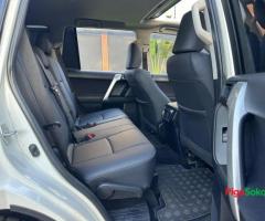 Toyota Landcruiser Prado J150  2017 model - 3