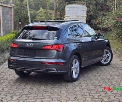 Audi Q5 - 2