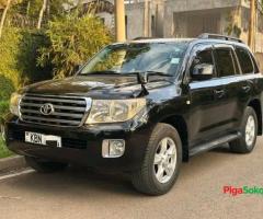Land cruiser V8 Petrol