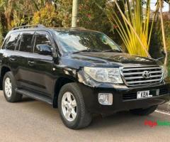 Land cruiser V8 Petrol - 7